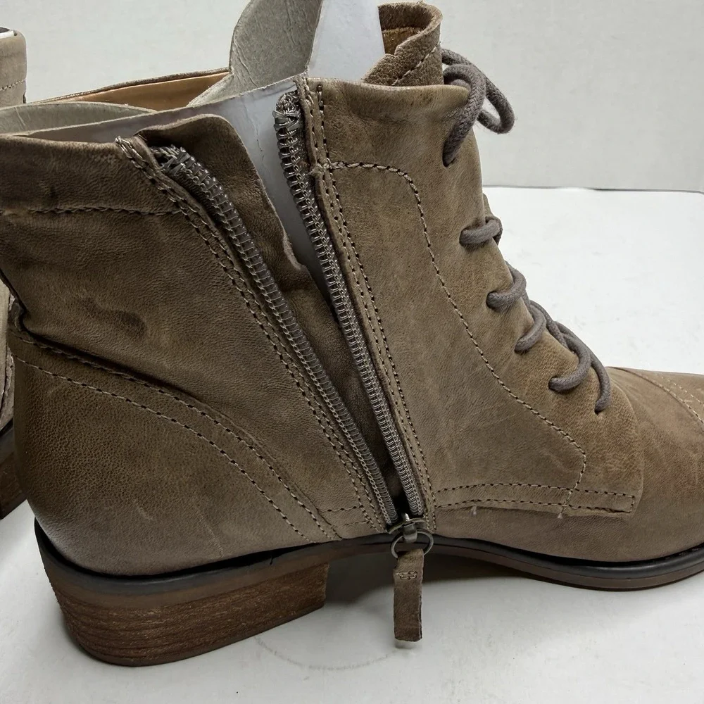 Comfortiva Cordia Womens Leather Ankle Boots Cemento Grey 8.5 M CT0006808